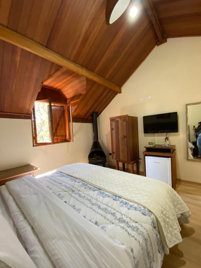 Pousada Le Lieu Santo Antônio do Pinhal Esterno foto